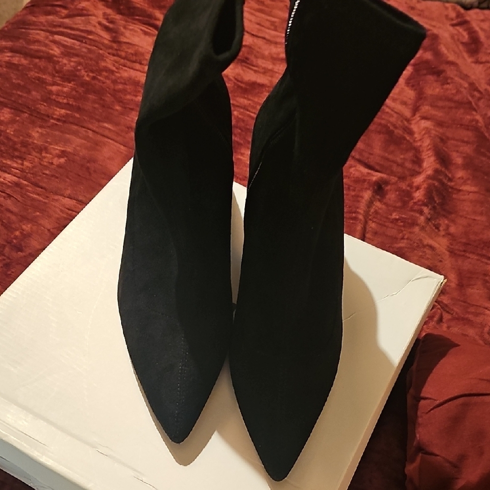 Chic Black Women's Heeled Boots
